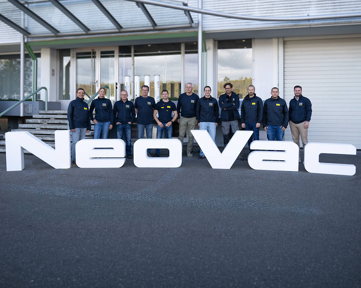 Die Polytech Systeme AG heisst ab heute NeoVac Polytech AG und erhält den NeoVac-Markenauftritt.  | © NeoVac