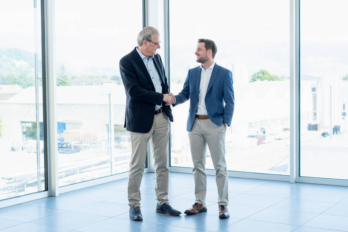 Stabsübergabe NeoVac AG | © NeoVac