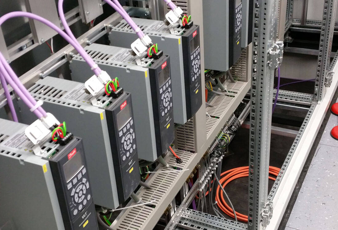 Retrofit einer Backsteinproduktion im laufenden Industriebetrieb | © Polytech Systeme AG