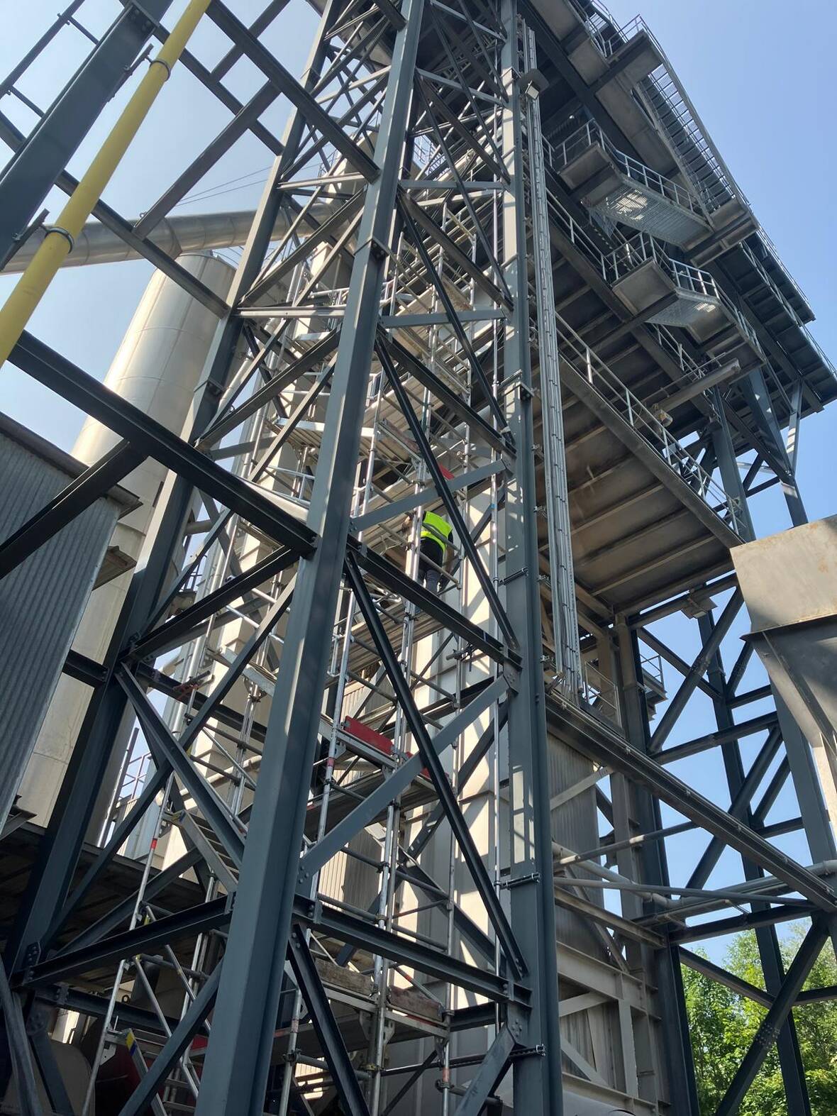 Brennstoffversorgung, JPF Gravières SA in Grandvillard | © NeoVac